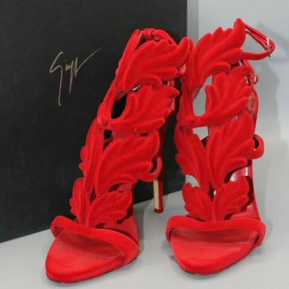 ISO Giuseppe Zanotti Cruel Summer Red Velvet - Picture 1 of 4